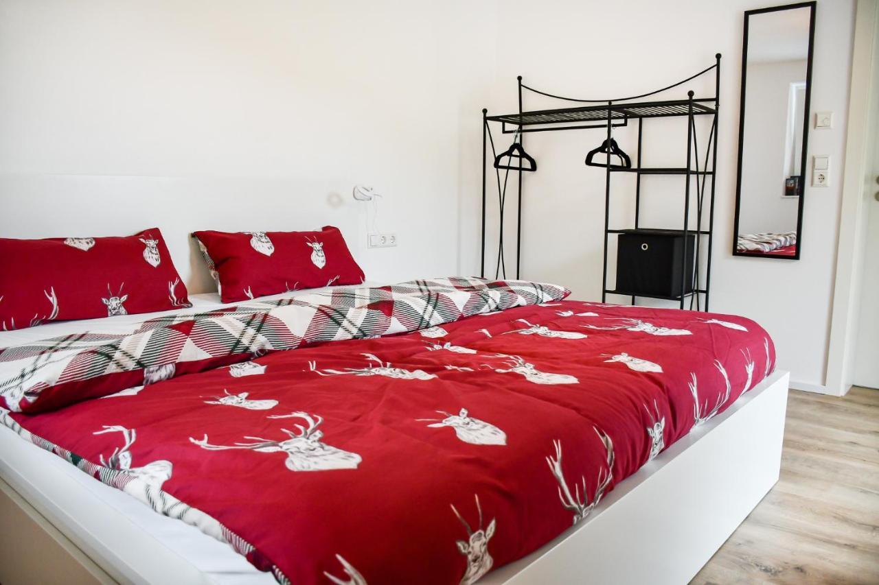 Ferienhaus Wendelinus Mit Pool & Sauna เฮาซาค ภายนอก รูปภาพ